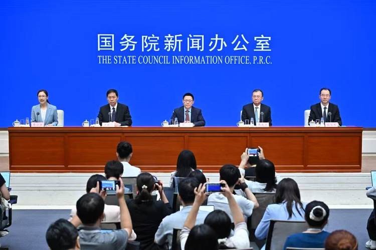 今年我国财政支出预算安排将首超三十万亿元